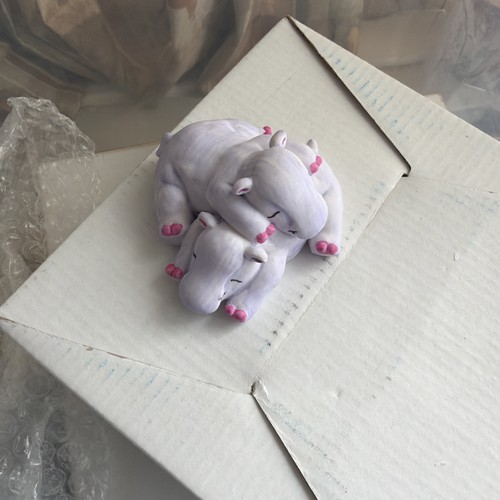Noah rainbow hippo - rainbow,