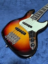 Fender American Ultra Jazz