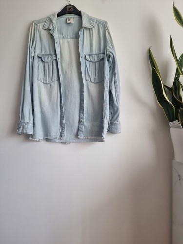 Light wash distressed - h&m,