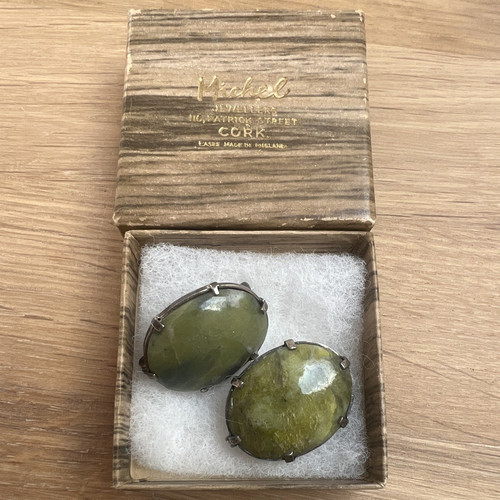 Pair vintage irish - of,
