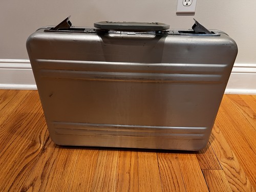 Vintage zero halliburton - vintage,