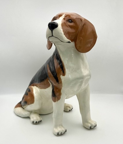 Beswick beagle dog figurine - dog,