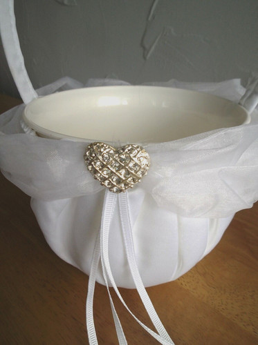 Bridesmaid basket petal flower - bridesmaid,