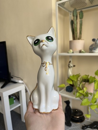 Vintage mid century white - mid,