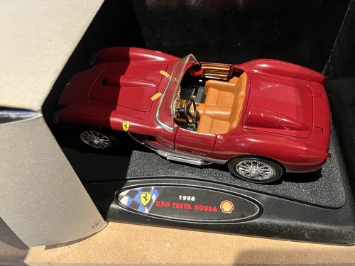 Shell classico 18 - 1:18, scale