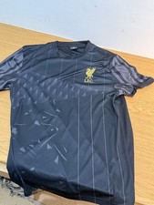 Liverpool training top size medium