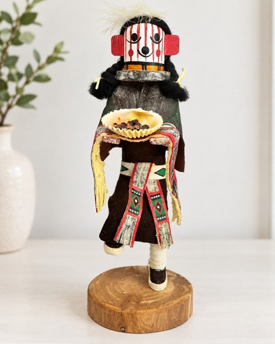 Smiling grandmother kachina - smiling,
