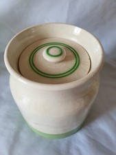 Sadler clean kitchenware art