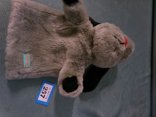 Sweep hand puppet from - hand,