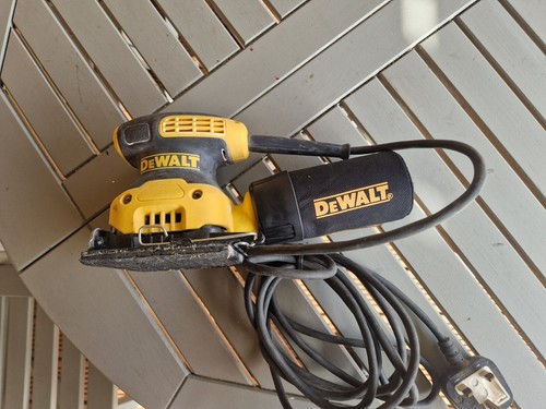 Dewalt dwe6411 240v - dwe6411,