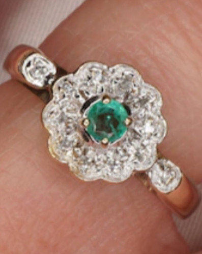 Lovely 9ct gold - 9ct,