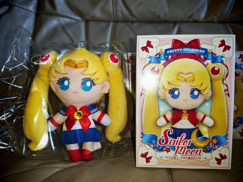 Pretty guardian sailor moon - sailor,