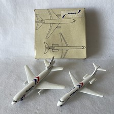 2 Vintage Majorette Air