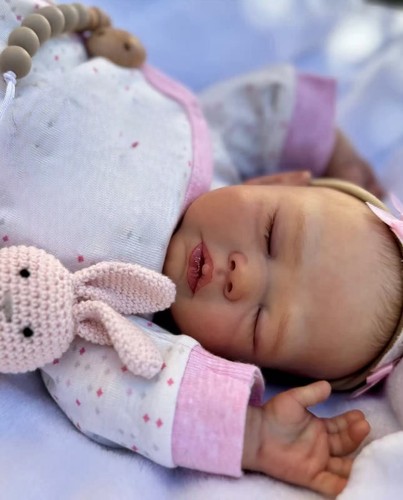 Lifelike pretty cute - 16",