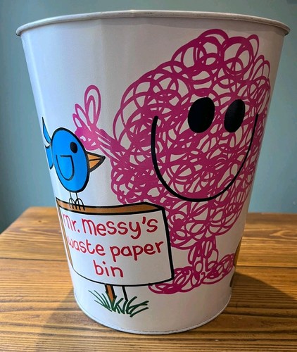 Men messy waste paper - mr,