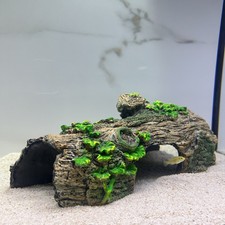 Large Aquarium Tree Hole