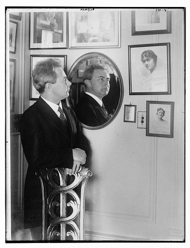Photo hoffman man - photo:hoffman,