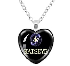 Kpop KATSEYE heart shape logo
