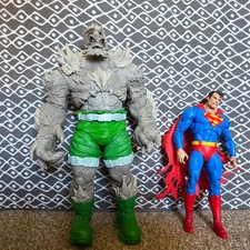 Superman VS Doomsday McFarlane DC Multiverse Gold Label Loose