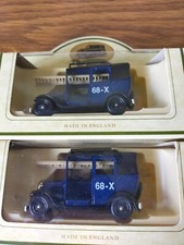 Lledo LP47 002A 68-X - Austin Taxi - Fire Appliances World War II - x 2