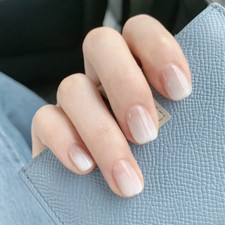 Gradient French milky Ombre