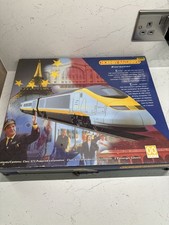 Hornby OO Gauge R665 Class 373 Eurostar 4 Car Set