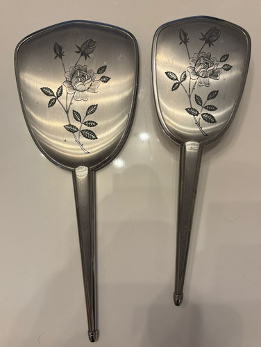 Vintage vanity set hand - vintage,