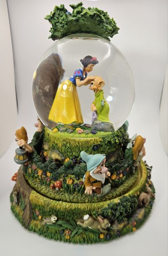 Disney snow white seven - snow,