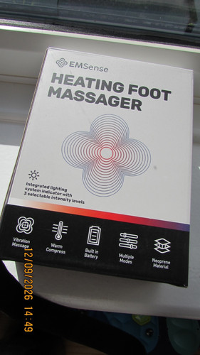 Heatimng foot massager