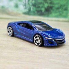 Hot Wheels '17 Honda Acura NSX Diecast Model Car 1/64 (52) Excellent Condition