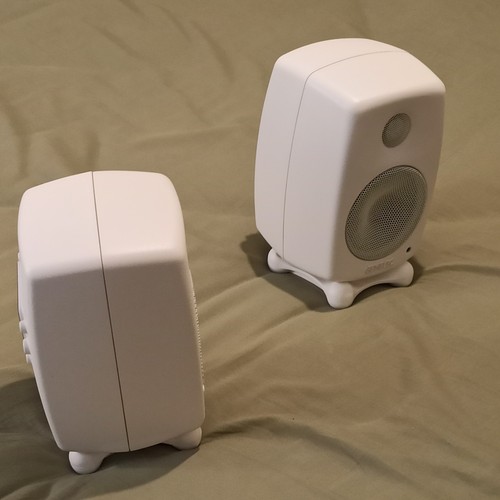 Genelec 8010a active studio - active,