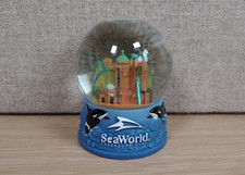 Sea World Adventure Park 3.25" Snow Globe Theme Park Orca Killer Whale Snowglobe