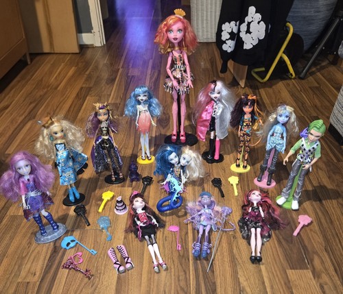 Monster high dolls bundle - dolls,