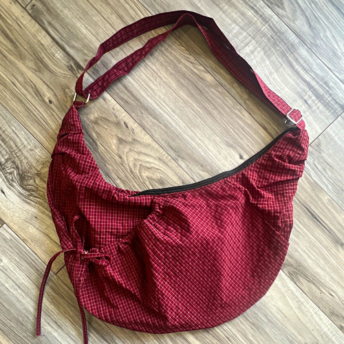 Burgundy checkered crescent - checkered,
