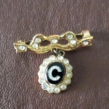 Vintage 1950s brooch, tie pin, letter C, gold tone with crystals and enamel 