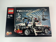 Lego Technic 8071 Bucket Truck
