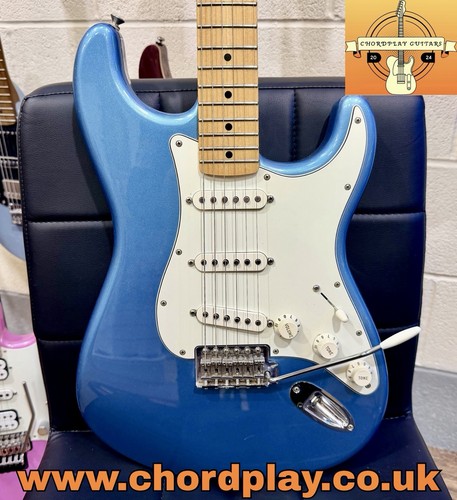 2017 fender standard - 🌟2017🌟,