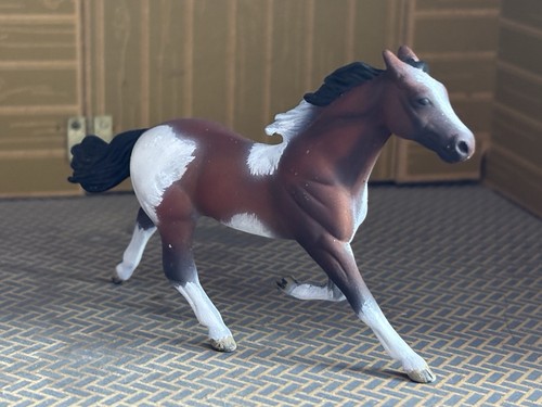 Breyer custom standeredbred - breyer,