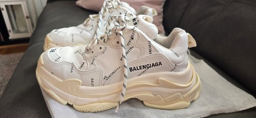 Mint authentic balenciaga - authentic,