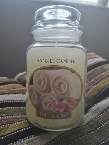 Yankee candle large - candle, jar