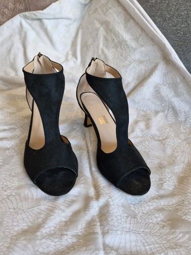 Black faux suede - t, bar