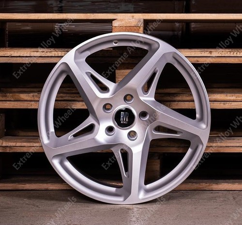 Silver alloy wheels - 18",