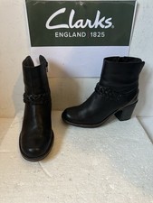 Clarks Active Air Leather