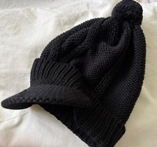ARMANI BLACK knitted WOOL HAT with a brim & Pom Pom  Size M Made In Italy