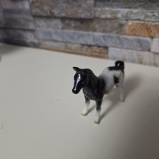 Small Vintage China Black And
