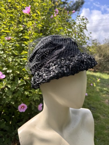Vintage 1950s black pillbox - black,