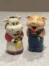 Vintage Cow And Pig Mooing and Oinking Salt and Pepper Shakers Retro Kitsch 1995