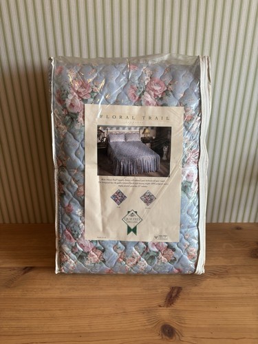 Vintage quilted dreams - quilted,