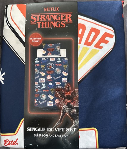 Stranger things official - stranger,