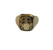 9ct vintage Signet ring with a crest on onyx ring size U 1/2